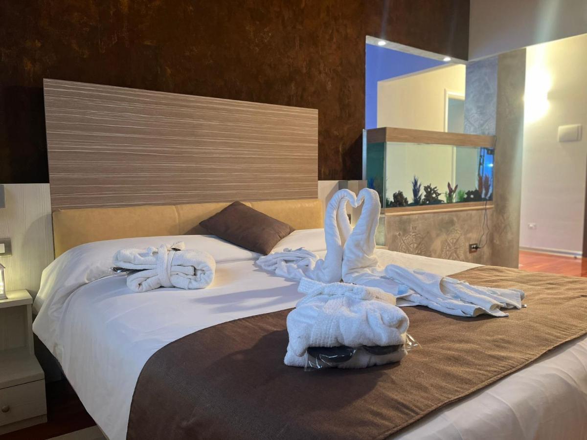 Halanus And Hotel 3*