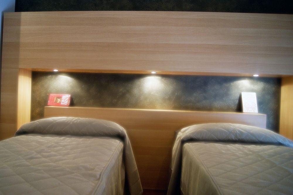 Halanus And Hotel 3*